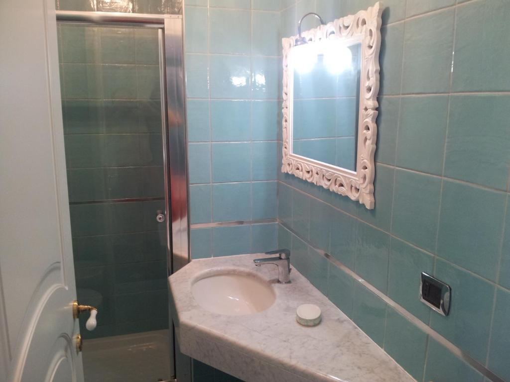 تيرمولي B&B Vescovo Pitirro الغرفة الصورة